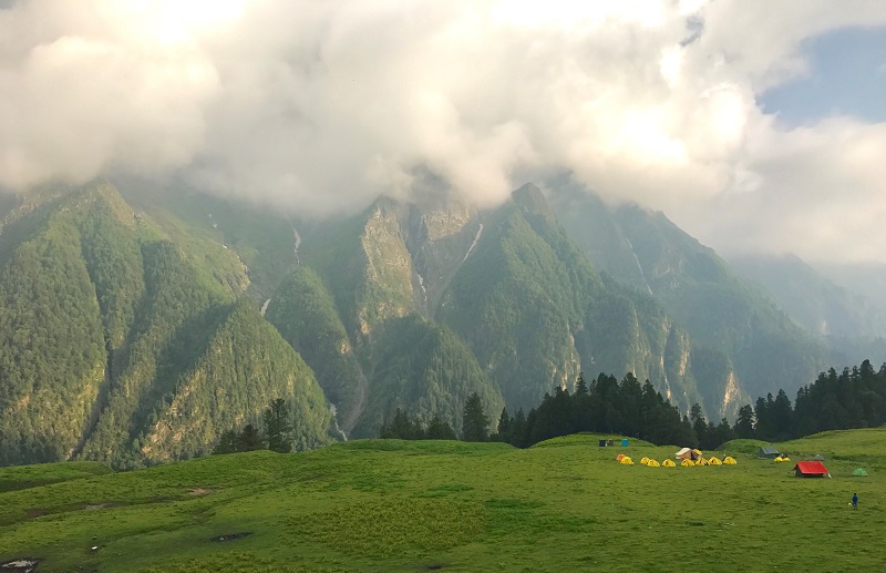 Dayara Bugyal Trek